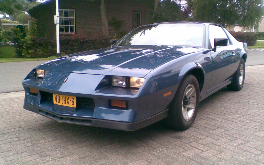 Chevrolet Camaro Z28 (1983) krijgt facelift