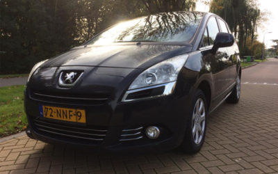 Peugeot 5008 1.6 Hdif 80KW 2-TRONIC 5PL 2010 Grijs