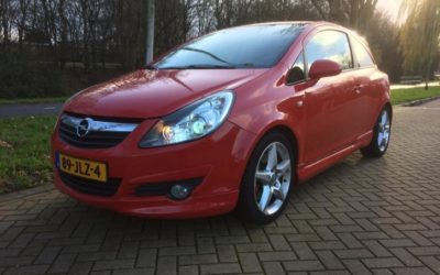 Opel Corsa 1.6 GSI Turbo 3D 2009 Rood