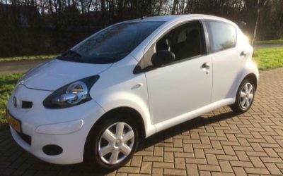 Toyota Aygo 1.0 12V Vvt-i 5DRS 2011 Wit