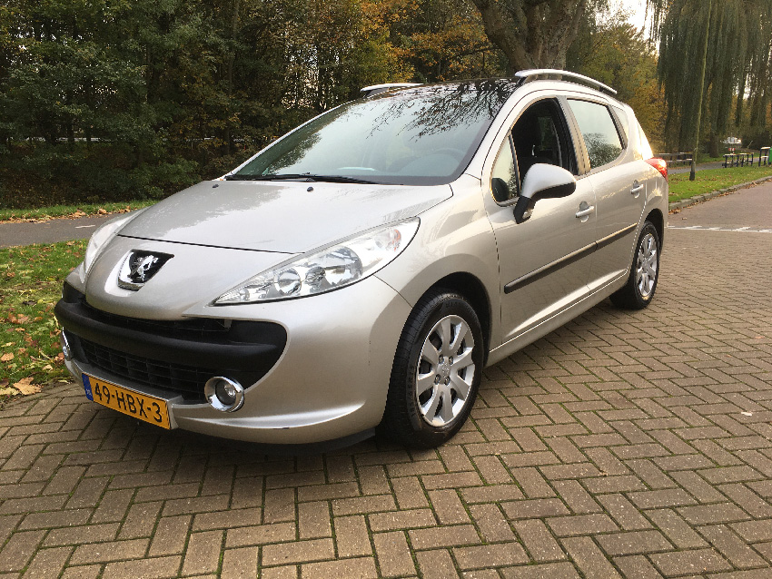 Peugeot 207 1.4 16V SW XS 2008 Grijs