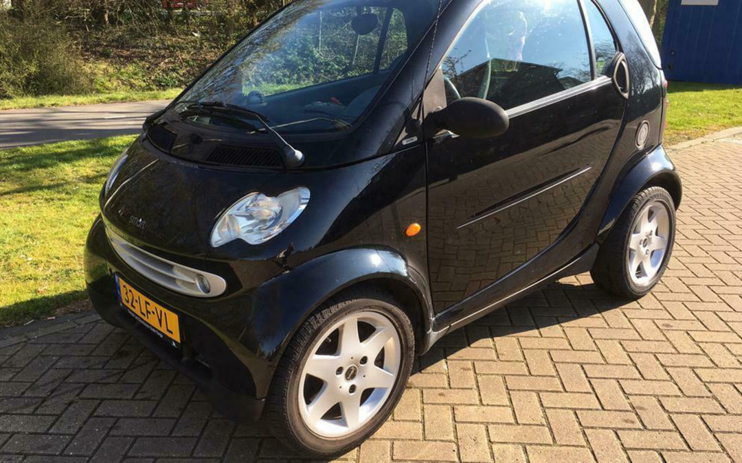 MCC Smart 0.6 45KW 2002 Zwart